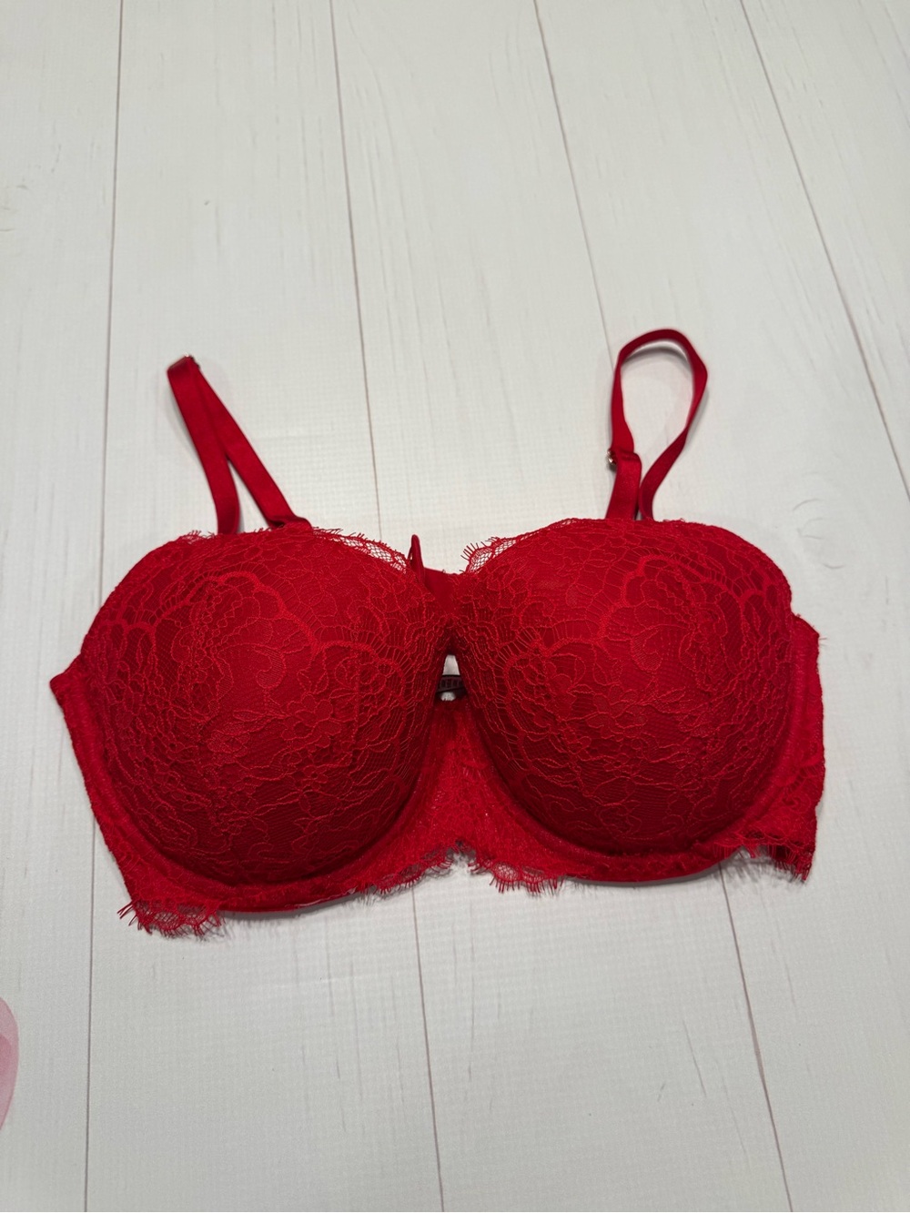 Victoria’s Secret Dream Angels Lined Demi Bra size 38C